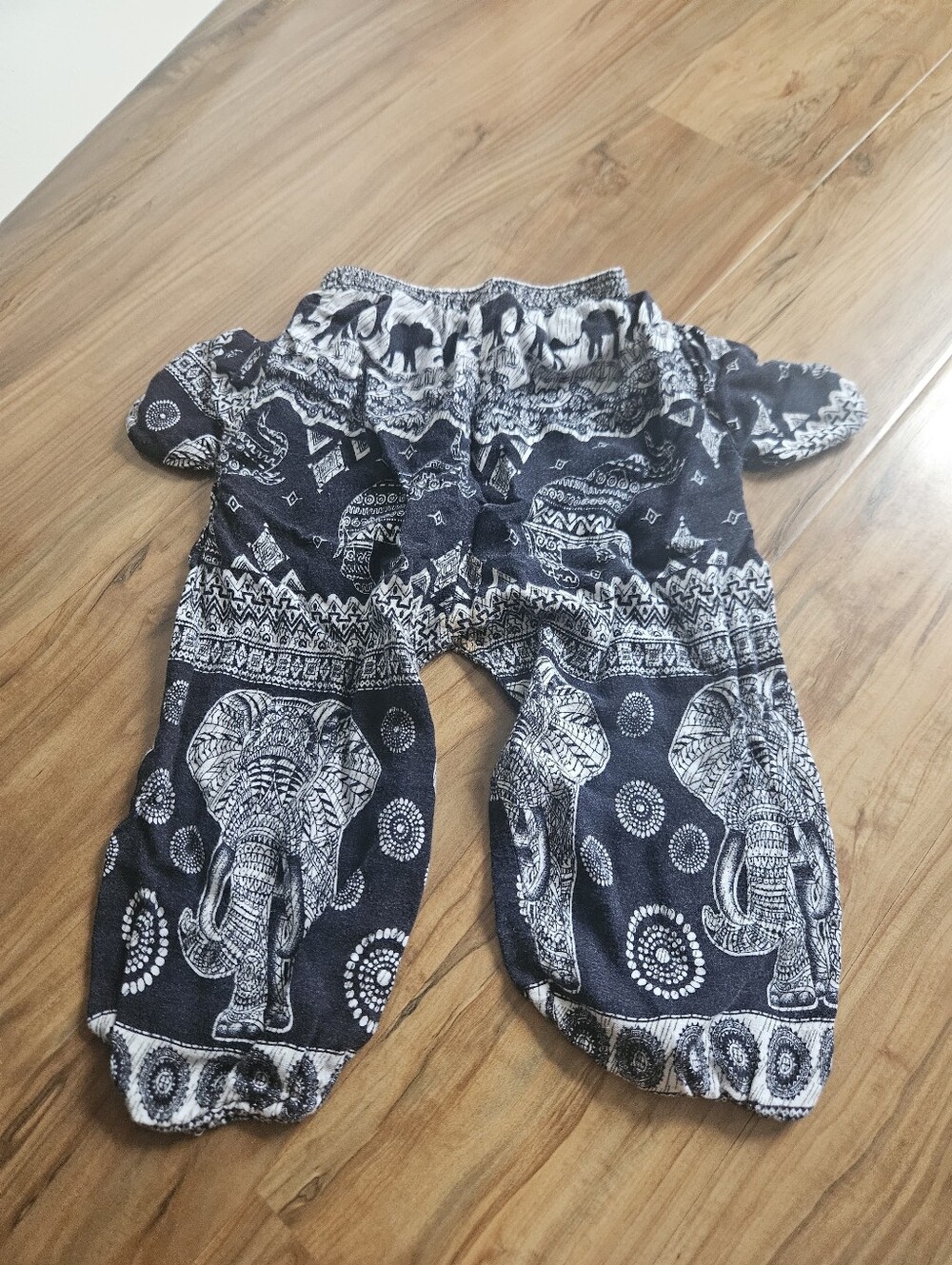 Kids Black & White Elephant Print Harem Pants 2t